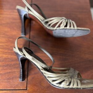 Elegant Strappy Heels in Tan